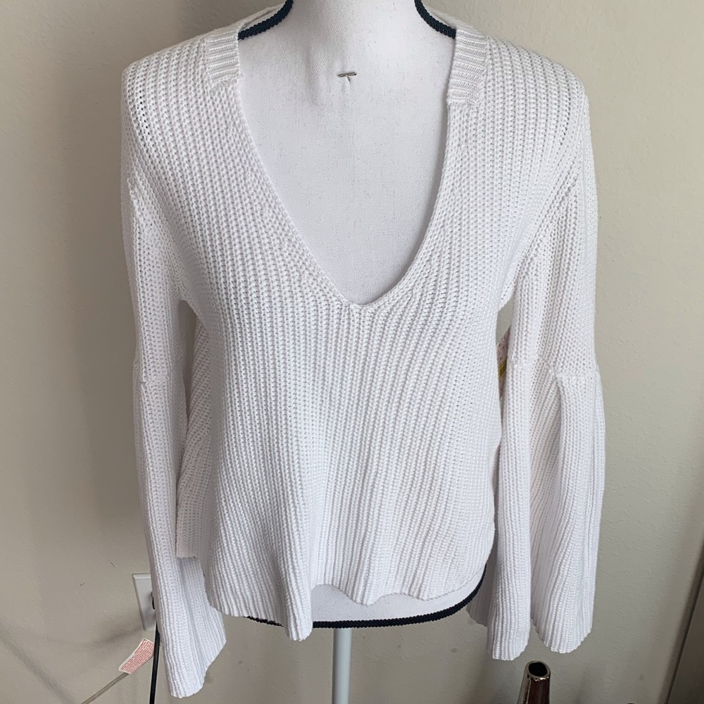 Free People Bell Sleeve Sweater  Large NWT